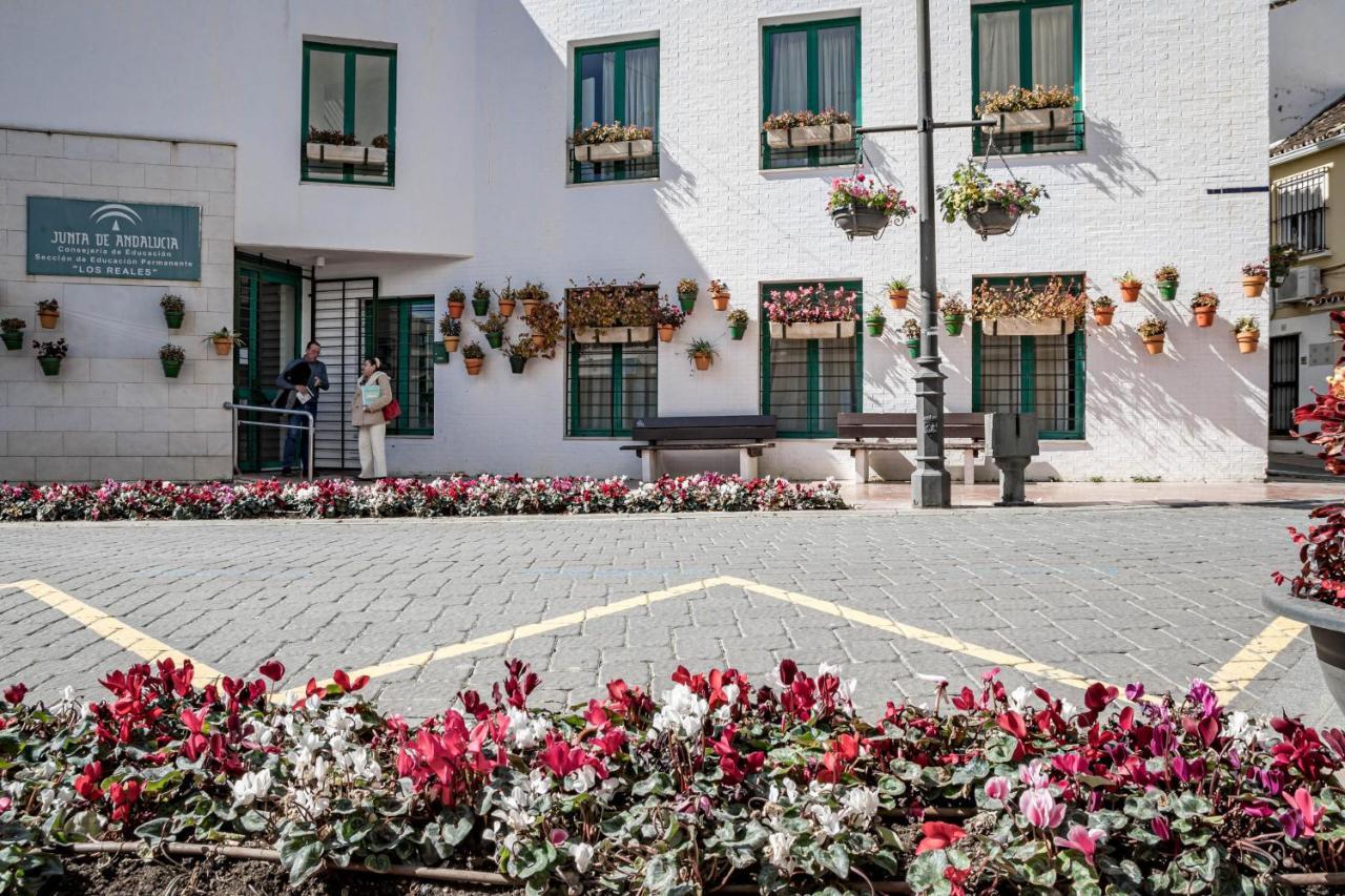 Seaclub Suites Estepona By Roomservices Eksteriør bilde